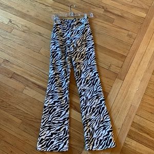 MOTEL ZOVEN TROUSER IN 90'S ZEBRA BLACK AND WHITE